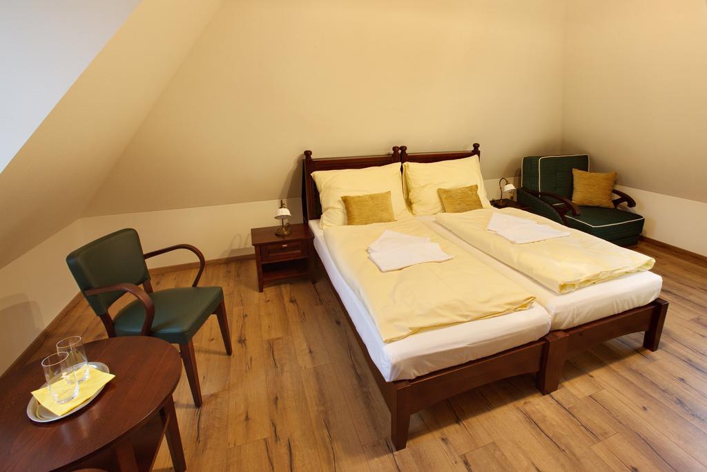 Vila Magnolia Banska Stiavnica Bilik gambar