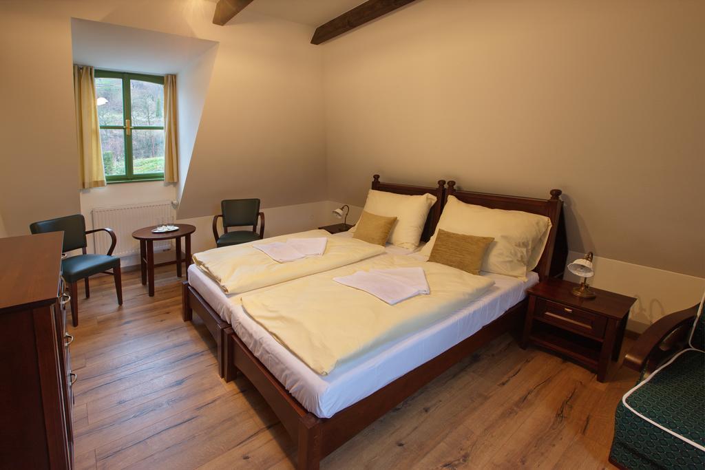 Vila Magnolia Banska Stiavnica Bilik gambar